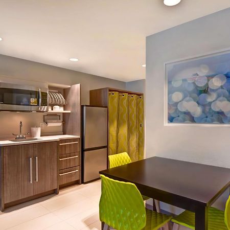 Home2 Suites By Hilton Naples I-75 Pine Ridge Road Екстер'єр фото